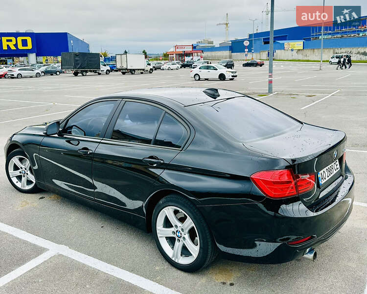 Седан BMW 3 Series 2014 в Виннице