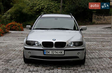 Универсал BMW 3 Series 2002 в  фото 5 Универсал BMW 3 Series 2002 в