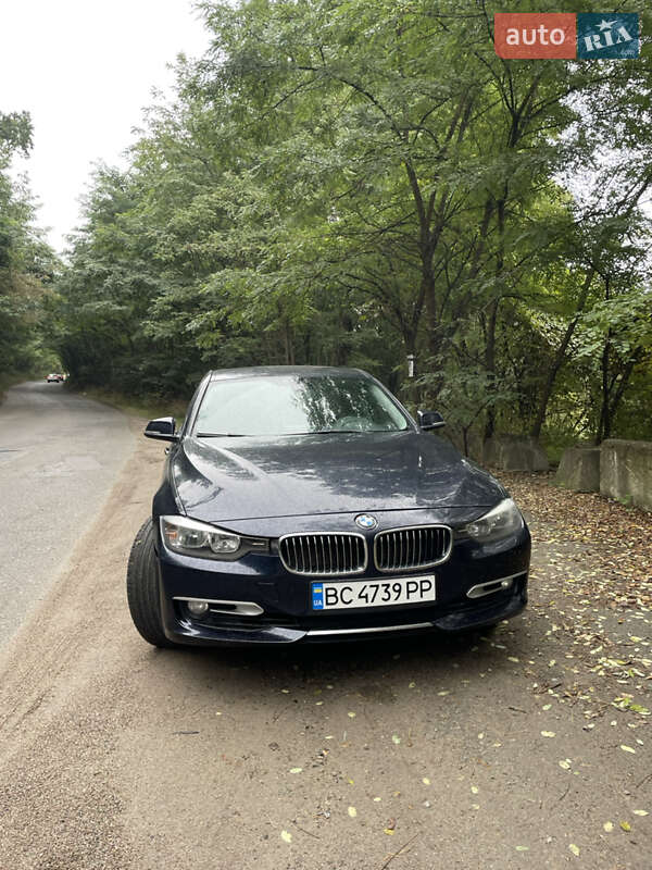 BMW 3 Series 2012