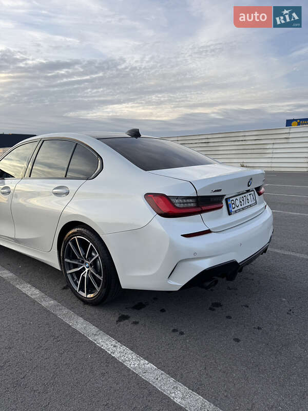 Седан BMW 3 Series 2021 в Львове