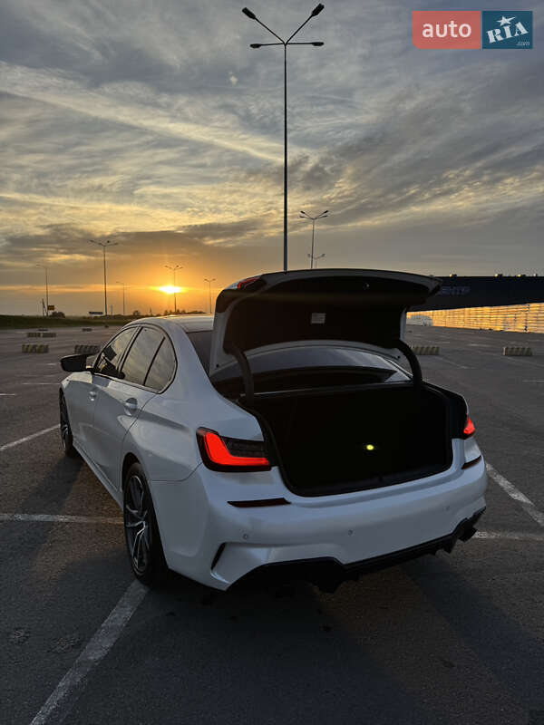 Седан BMW 3 Series 2021 в Львове