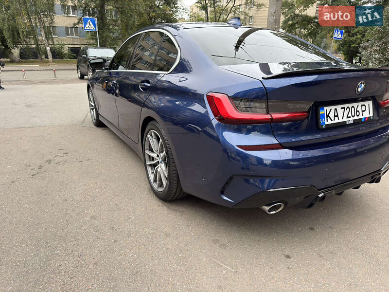 Седан BMW 3 Series 2019 в Києві