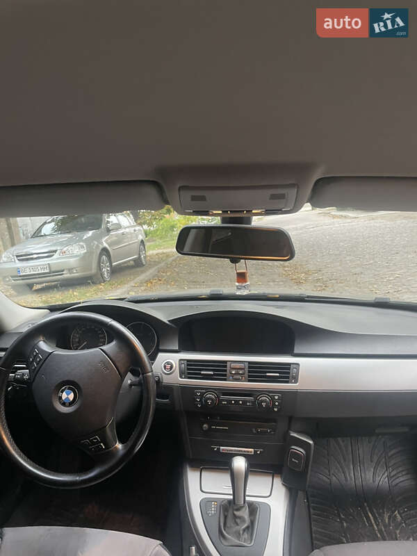 Универсал BMW 3 Series 2005 в Николаеве фото 6 Универсал BMW 3 Series 2005 в Николаеве