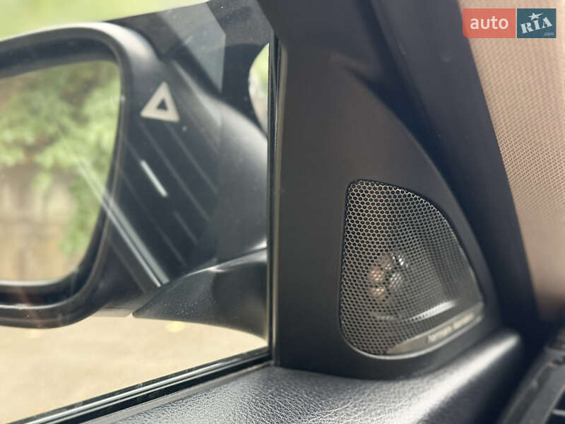 Седан BMW 3 Series 2013 в Києві фото 10 Седан BMW 3 Series 2013 в Києві