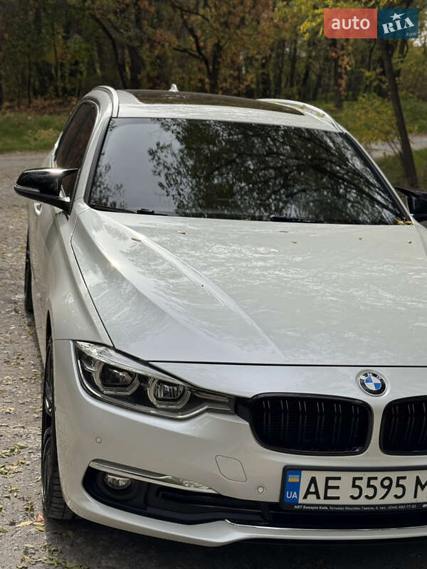 Универсал BMW 3 Series 2017 в Днепре фото 30 Универсал BMW 3 Series 2017 в Днепре