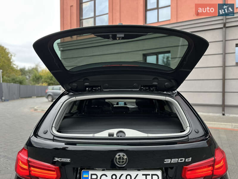 Универсал BMW 3 Series 2015 в Дрогобыче