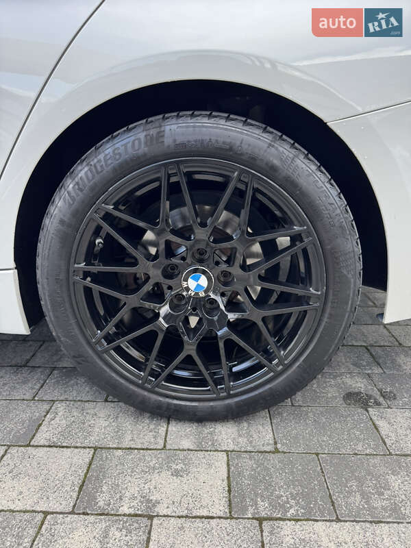 Седан BMW 3 Series 2017 в Львові фото 31 Седан BMW 3 Series 2017 в Львові