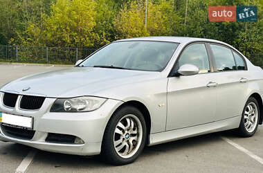 Седан BMW 3 Series 2005 в Києві