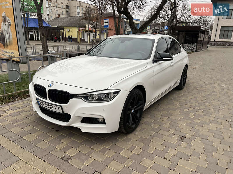 Седан BMW 3 Series 2017 в Могилев-Подольске