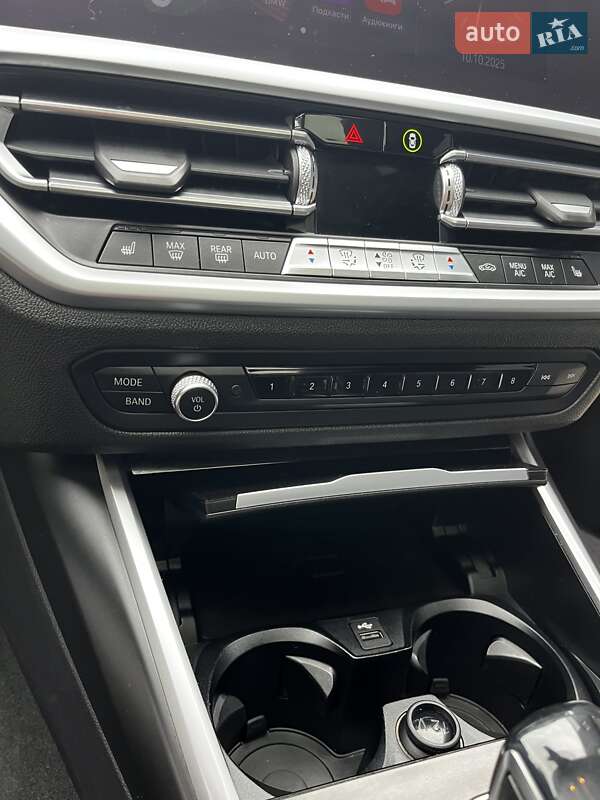 Седан BMW 3 Series 2019 в Киеве фото 27 Седан BMW 3 Series 2019 в Киеве