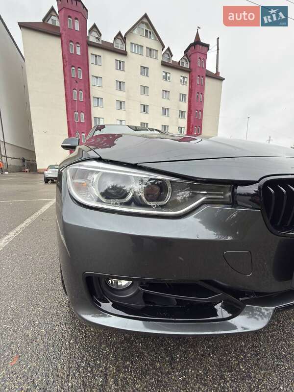 Седан BMW 3 Series 2012 в Вышгороде