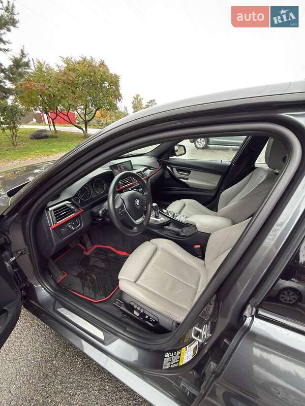 Седан BMW 3 Series 2012 в Вышгороде
