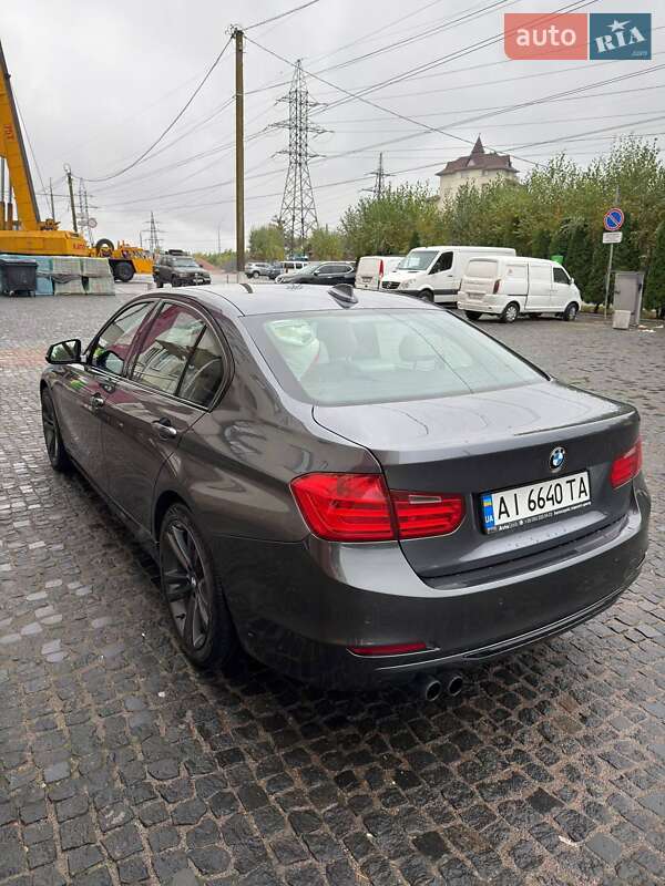 Седан BMW 3 Series 2012 в Вышгороде