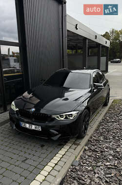 Седан BMW 3 Series 2015 в Львові