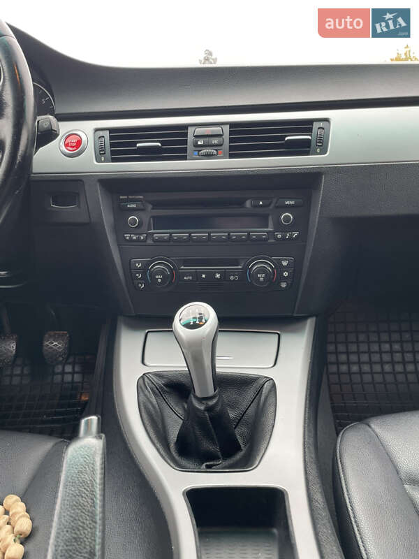 Универсал BMW 3 Series 2005 в Ровно фото 50 Универсал BMW 3 Series 2005 в Ровно