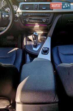Седан BMW 3 Series 2015 в 
