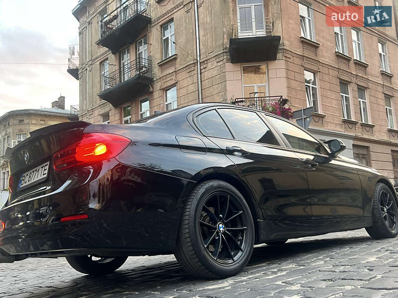 Седан BMW 3 Series 2017 в Львове фото 10 Седан BMW 3 Series 2017 в Львове