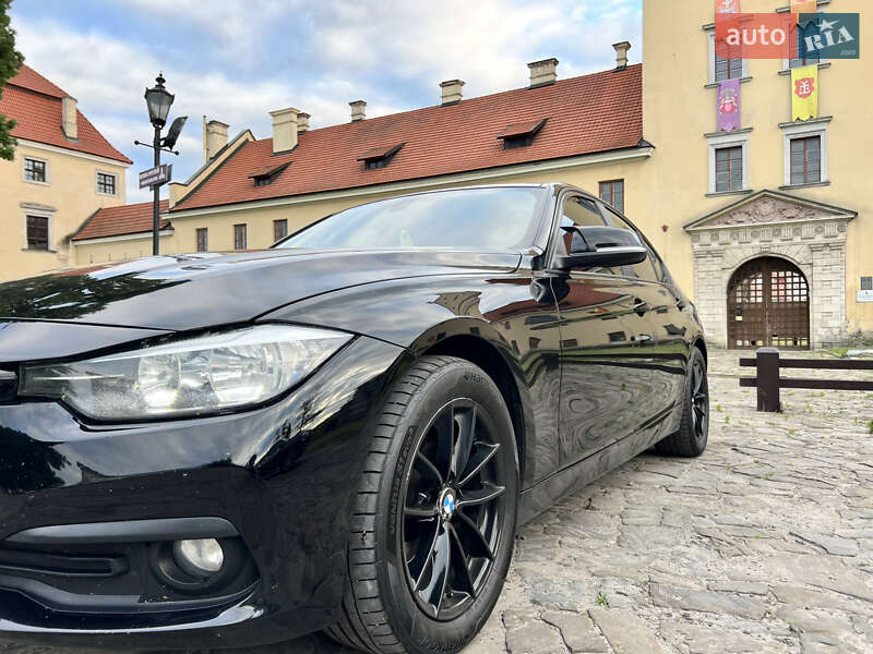 Седан BMW 3 Series 2017 в Львове фото 39 Седан BMW 3 Series 2017 в Львове