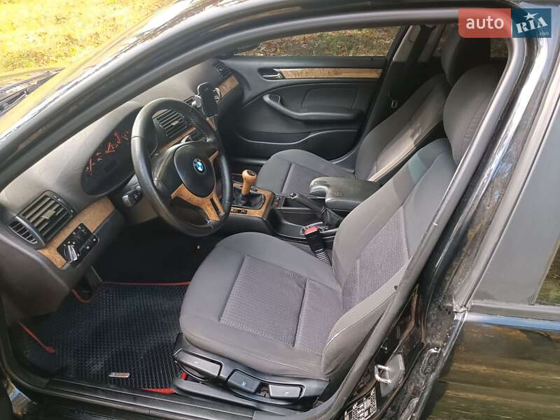 Седан BMW 3 Series 2004 в Романове