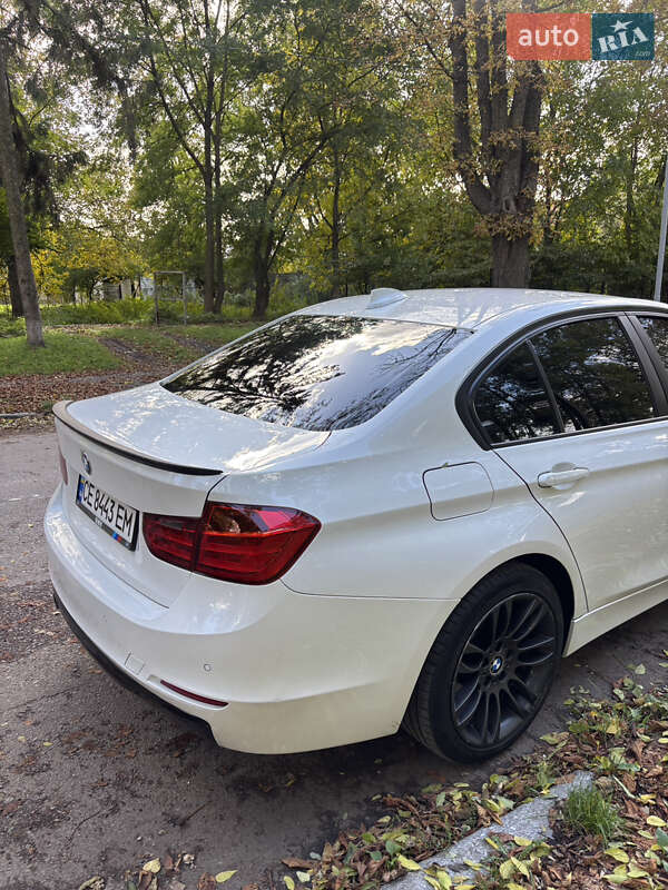 Седан BMW 3 Series 2012 в Черновцах