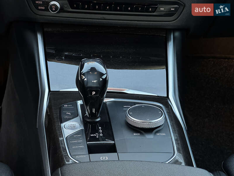 Седан BMW 3 Series 2019 в Днепре фото 26 Седан BMW 3 Series 2019 в Днепре