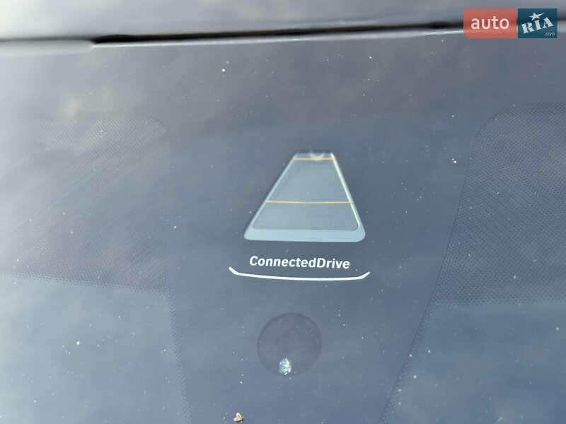 Седан BMW 3 Series 2020 в Львове