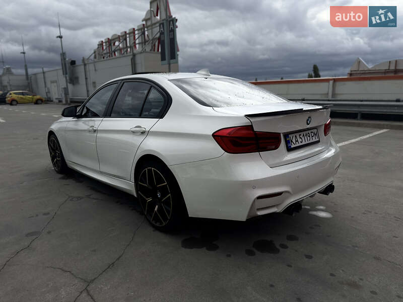 Седан BMW 3 Series 2016 в Києві