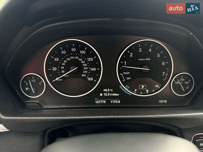 Седан BMW 3 Series 2016 в Києві