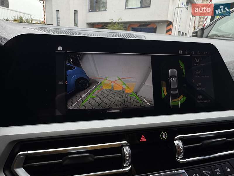 Седан BMW 3 Series 2019 в Одессе