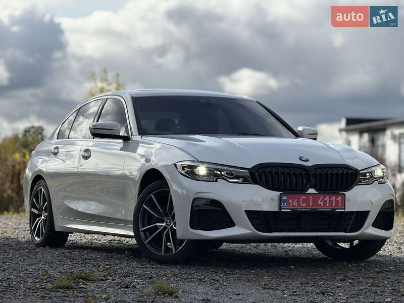 Седан BMW 3 Series 2019 в Самборе