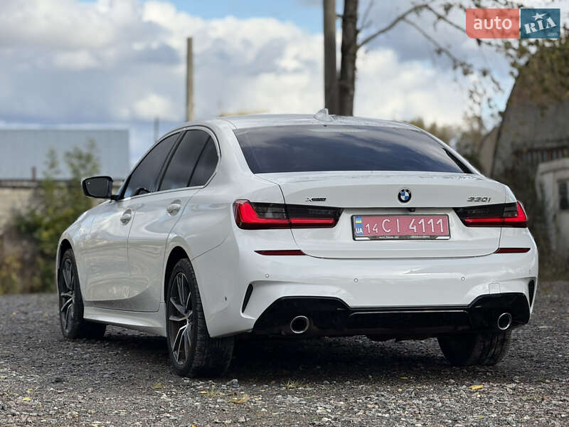 Седан BMW 3 Series 2019 в Самборе