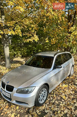 Универсал BMW 3 Series 2005 в Первомайске