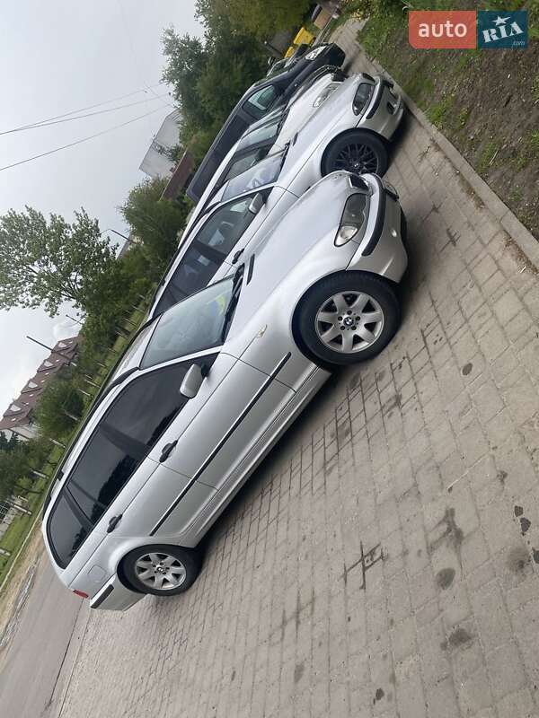 Універсал BMW 3 Series 2004 в Рівному