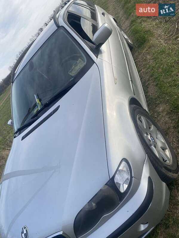 Універсал BMW 3 Series 2004 в Рівному