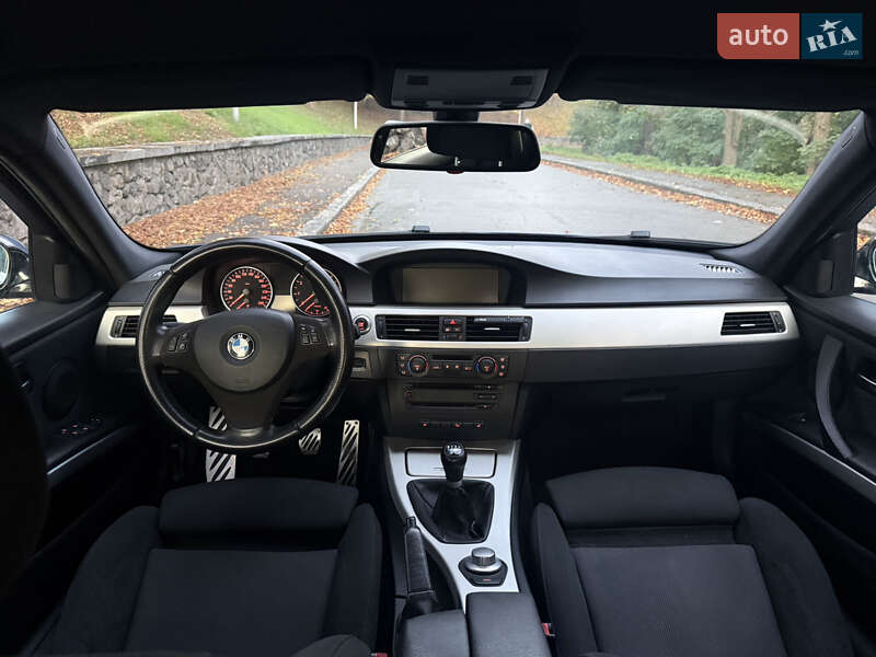 Седан BMW 3 Series 2006 в Киеве