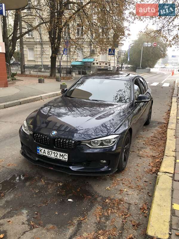 Седан BMW 3 Series 2014 в Киеве