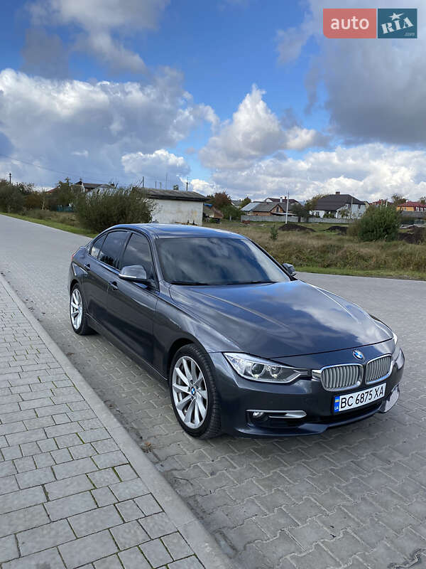 Седан BMW 3 Series 2012 в Львове