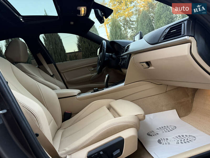 Седан BMW 3 Series 2015 в Днепре