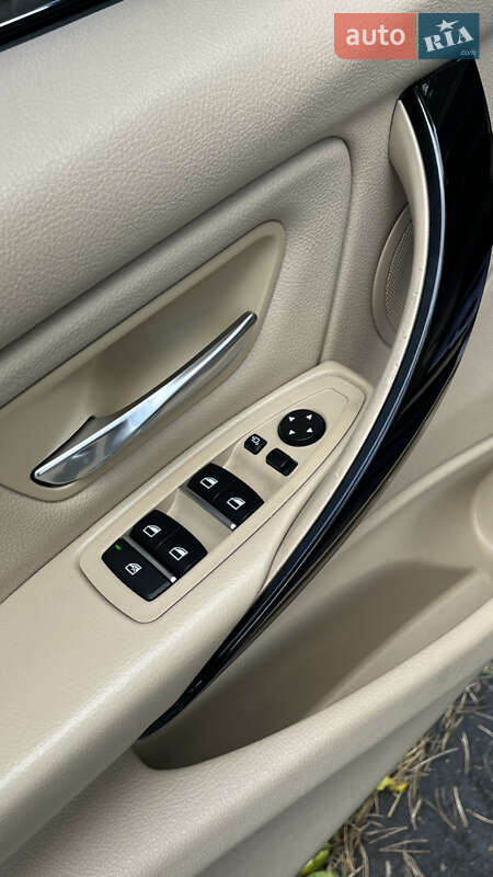 Седан BMW 3 Series 2015 в Виннице