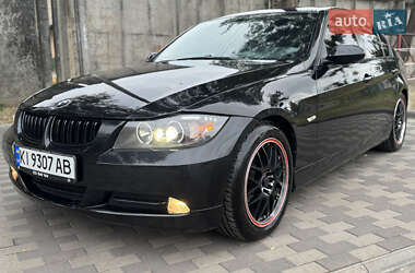 Седан BMW 3 Series 2006 в Лубнах