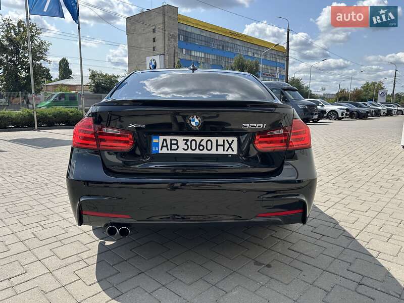 Седан BMW 3 Series 2013 в Виннице