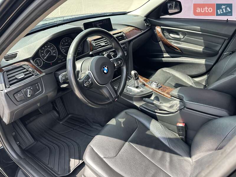 Седан BMW 3 Series 2013 в Виннице