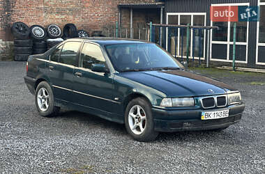 Седан BMW 3 Series 1997 в Ровно