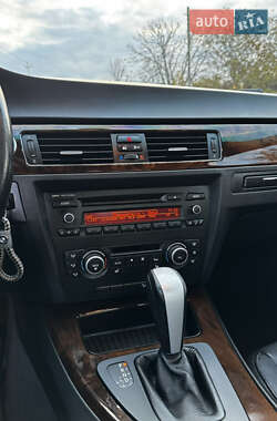 Седан BMW 3 Series 2011 в Подільську