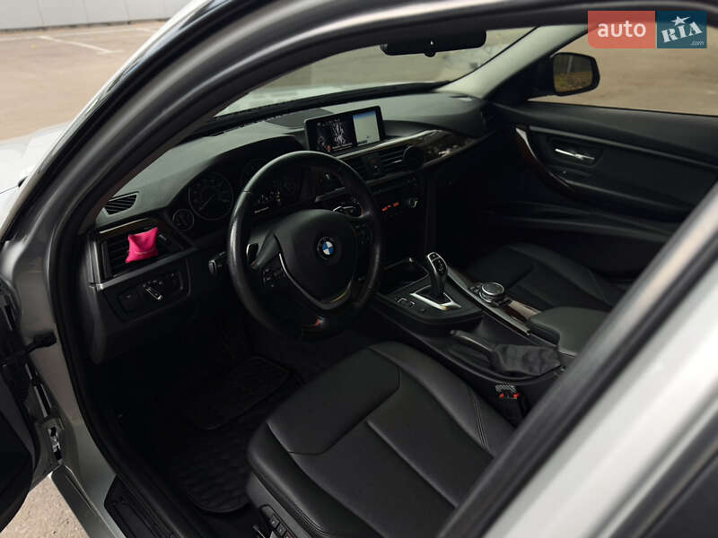 Седан BMW 3 Series 2015 в Одесі