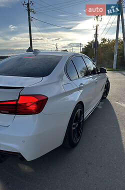 Седан BMW 3 Series 2015 в  фото 12 Седан BMW 3 Series 2015 в