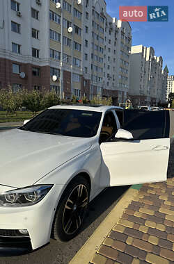 Седан BMW 3 Series 2015 в  фото 54 Седан BMW 3 Series 2015 в