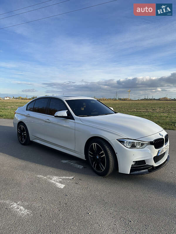 Седан BMW 3 Series 2015 в Киеве фото 10 Седан BMW 3 Series 2015 в Киеве