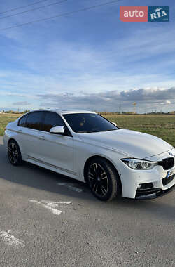 Седан BMW 3 Series 2015 в  фото 10 Седан BMW 3 Series 2015 в