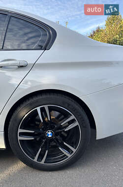 Седан BMW 3 Series 2015 в  фото 170 Седан BMW 3 Series 2015 в